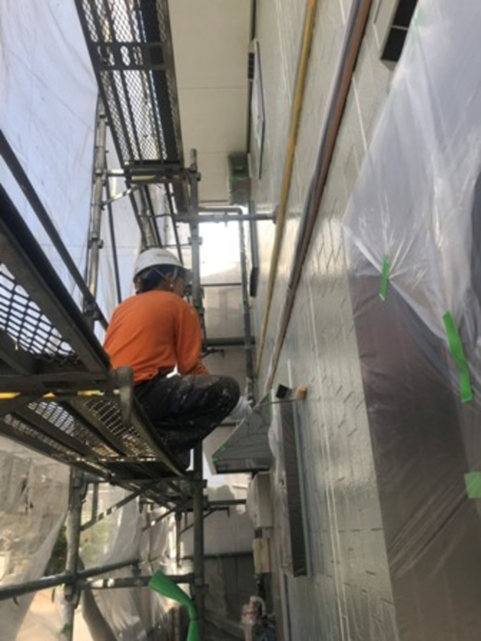 外壁塗装　下塗り（プライマー）